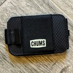 Chums Bandit Bi-Fold Wallet With
RFID Blocking Minimalist
